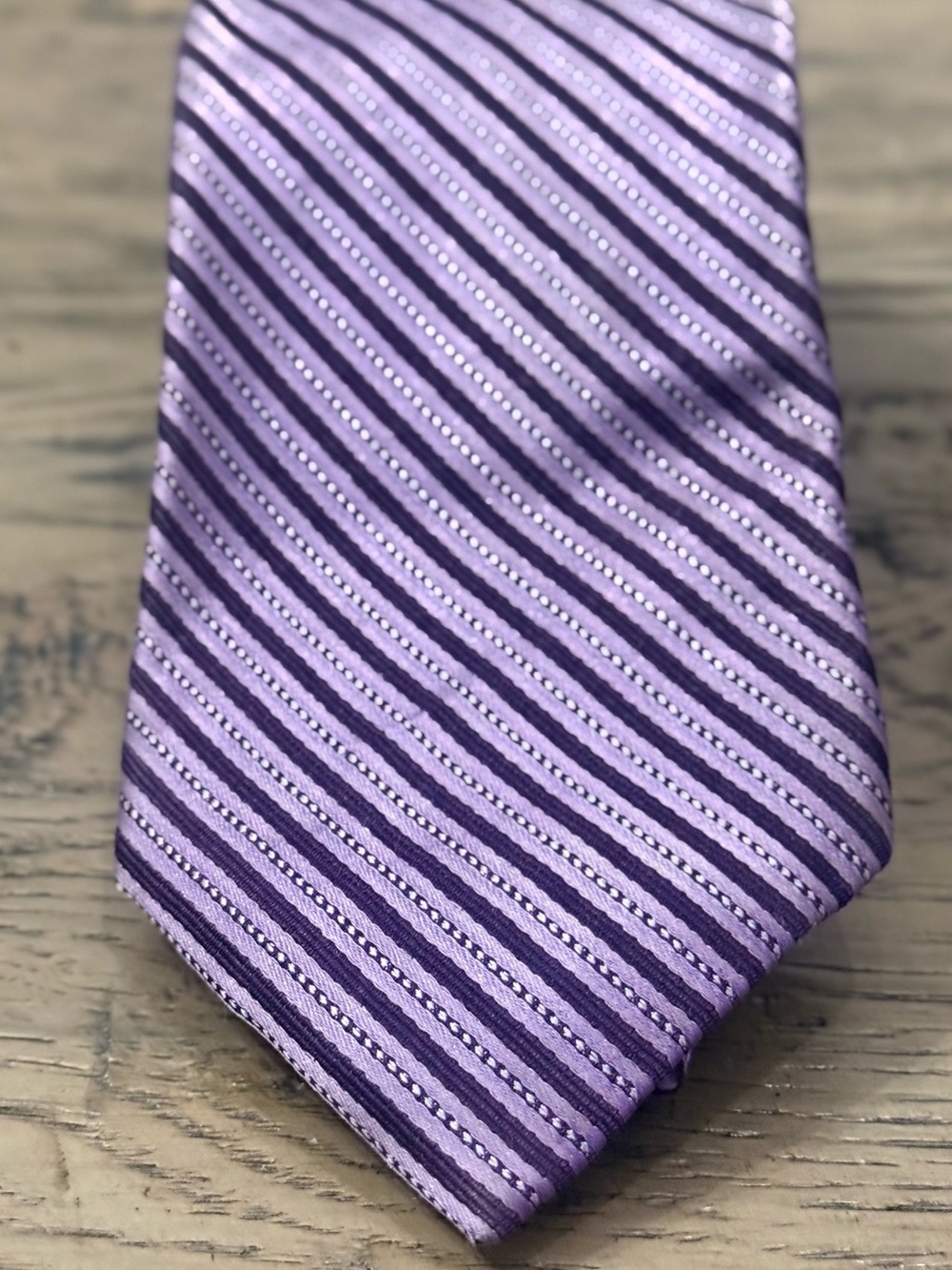Ike Behar Lavender and Dark Purple Diagonal Stripe Tie
